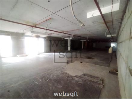 Retail showroom shop for Rent